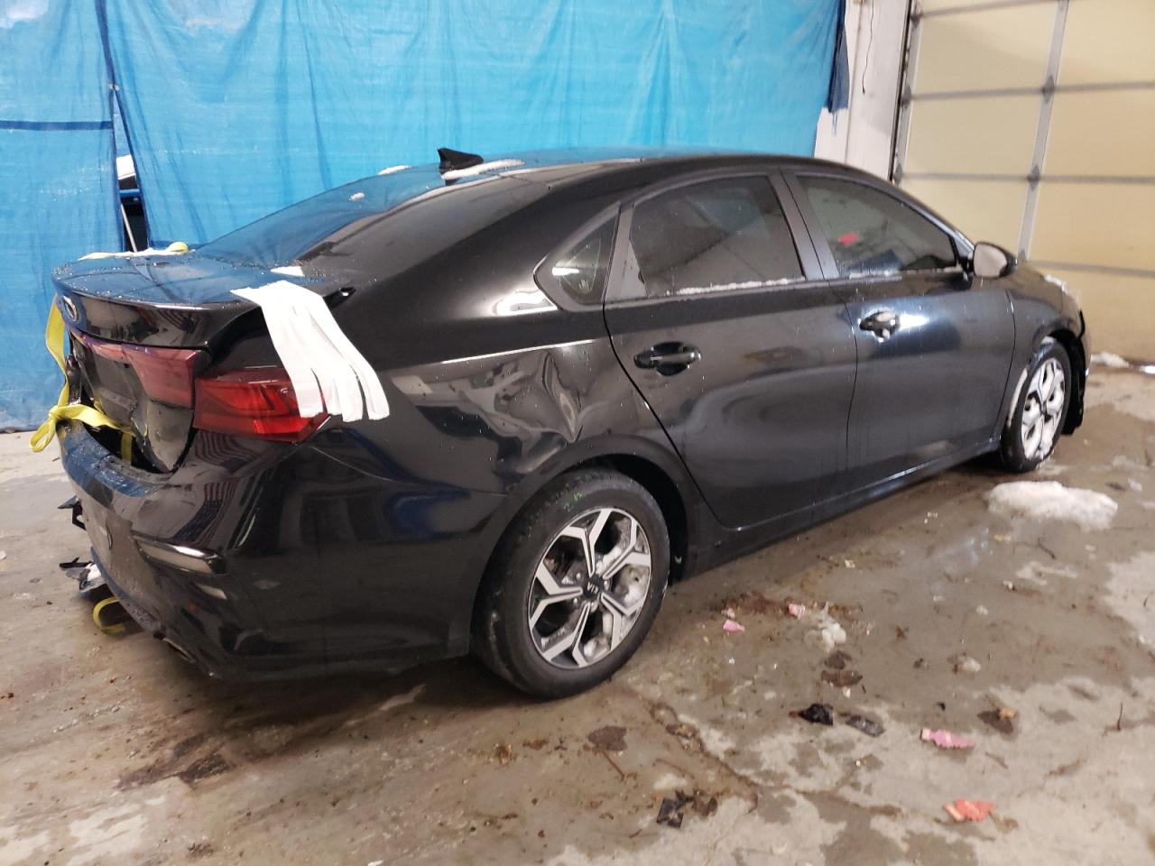 VIN 3KPF24AD6ME305657 2021 KIA FORTE no.3