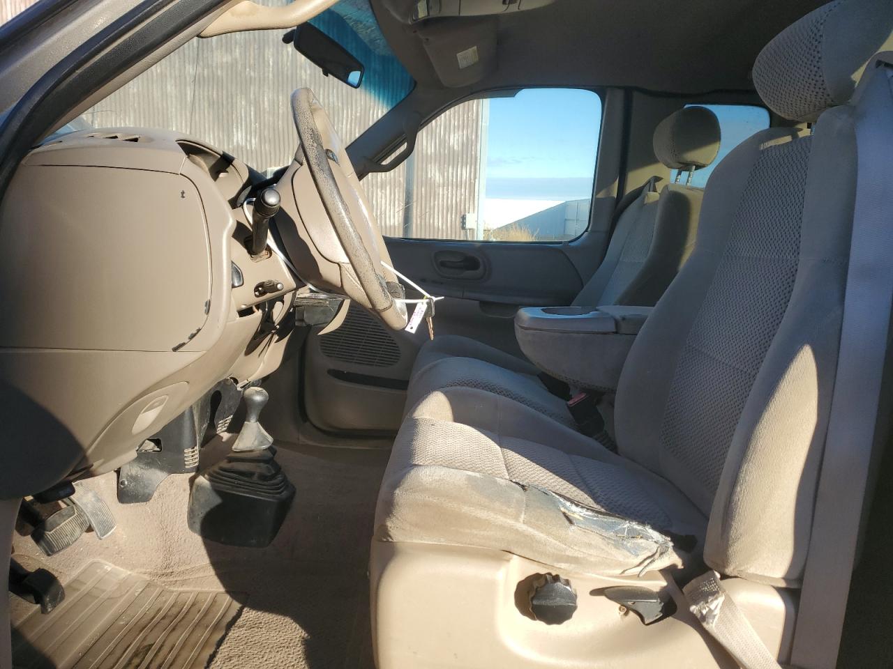 2001 Ford F150 VIN: 2FTRX18L01CA39205 Lot: 82822924