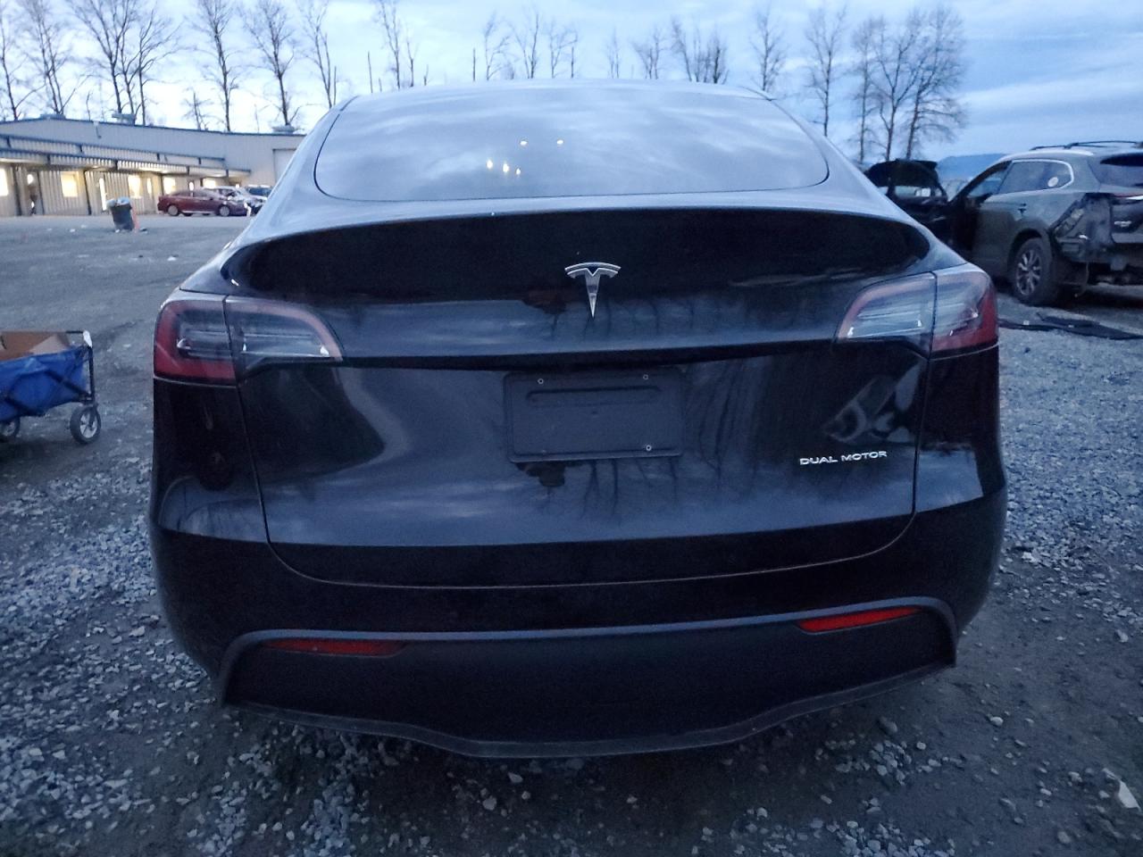 VIN 5YJYGDEE8MF282339 2021 TESLA MODEL Y no.6