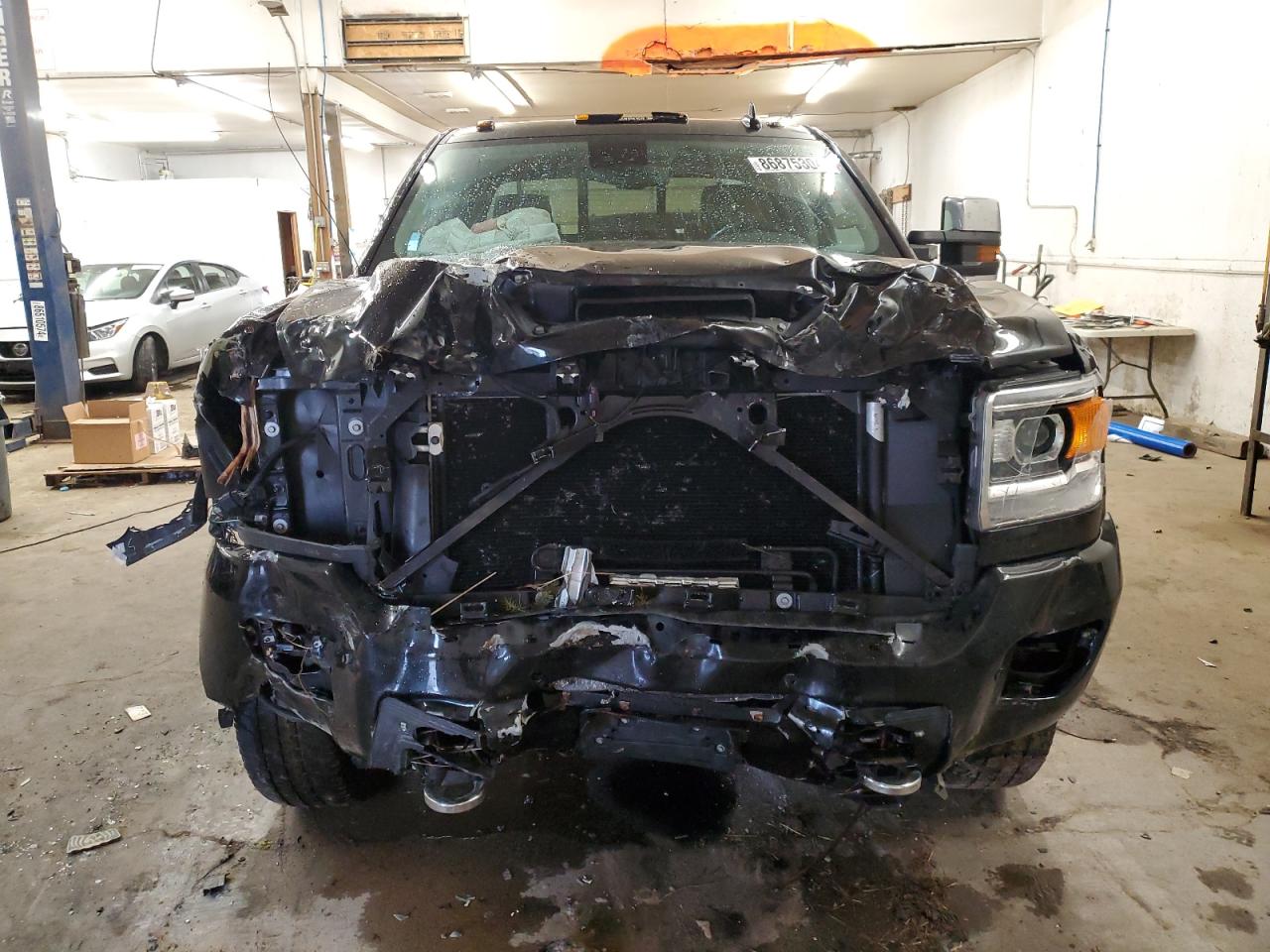 2019 GMC Sierra - Image 5