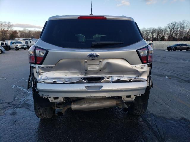  FORD ESCAPE 2017 Srebrny