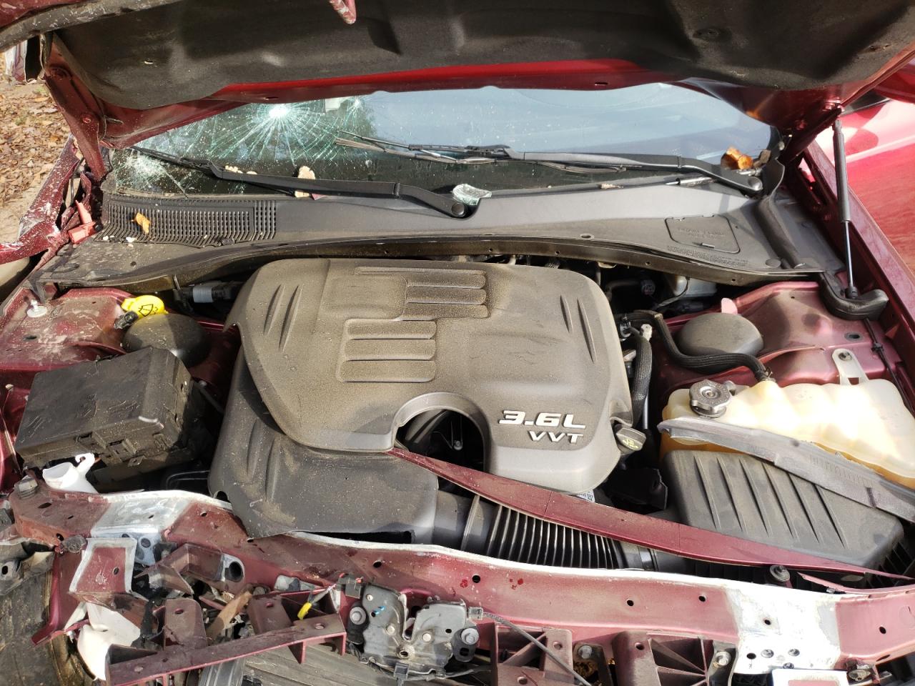 2021 Chrysler 300 - Image 12