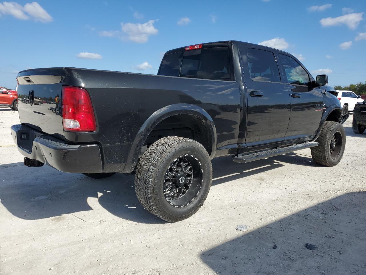 2018 RAM 2500 - Image 3