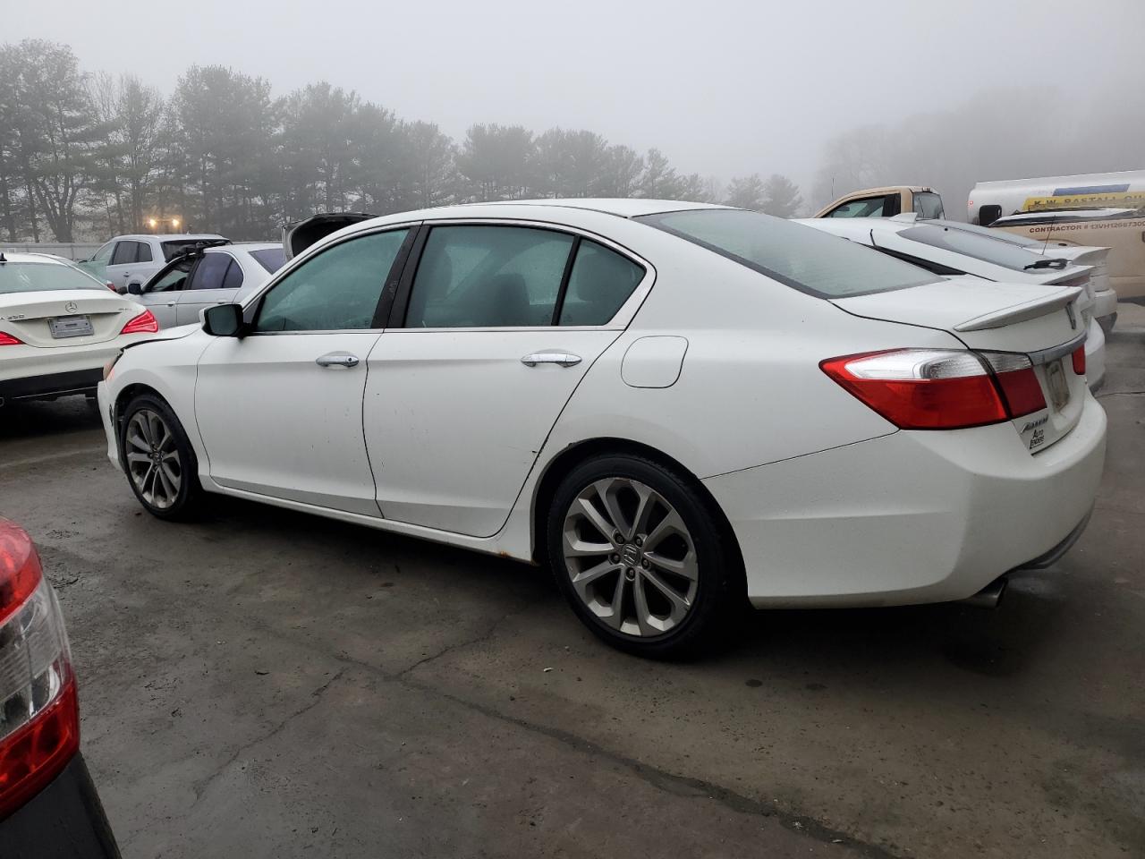 2013 Honda Accord - Image 2