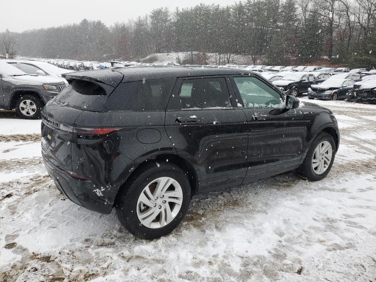 VIN SALZJ2FX6RH257594 2024 LAND ROVER RANGEROVER no.3