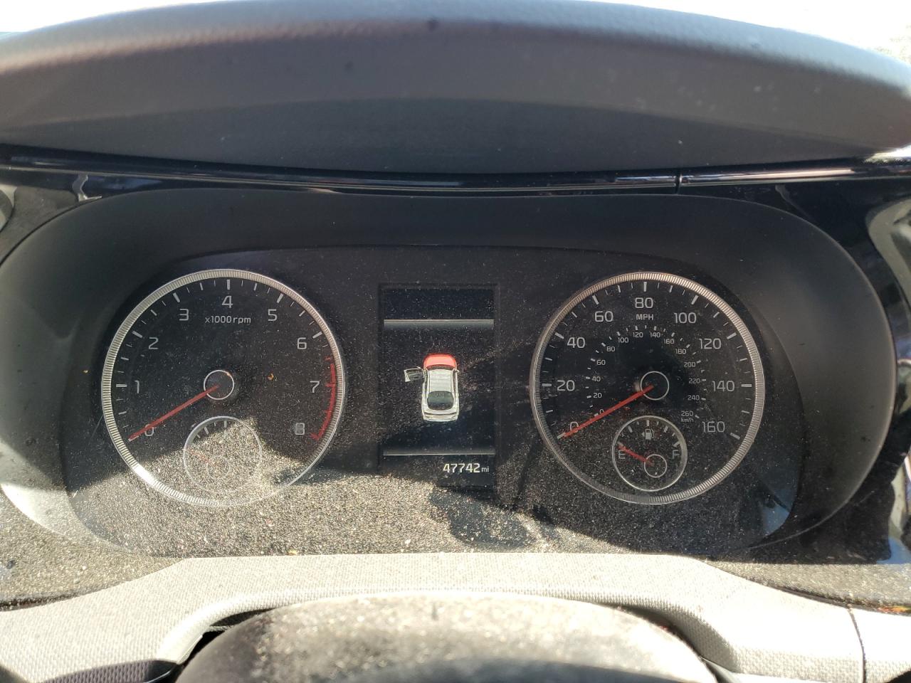 2024 Kia K5 - Image 9