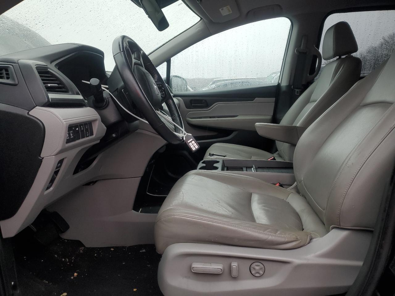 2020 Honda Odyssey - Image 7