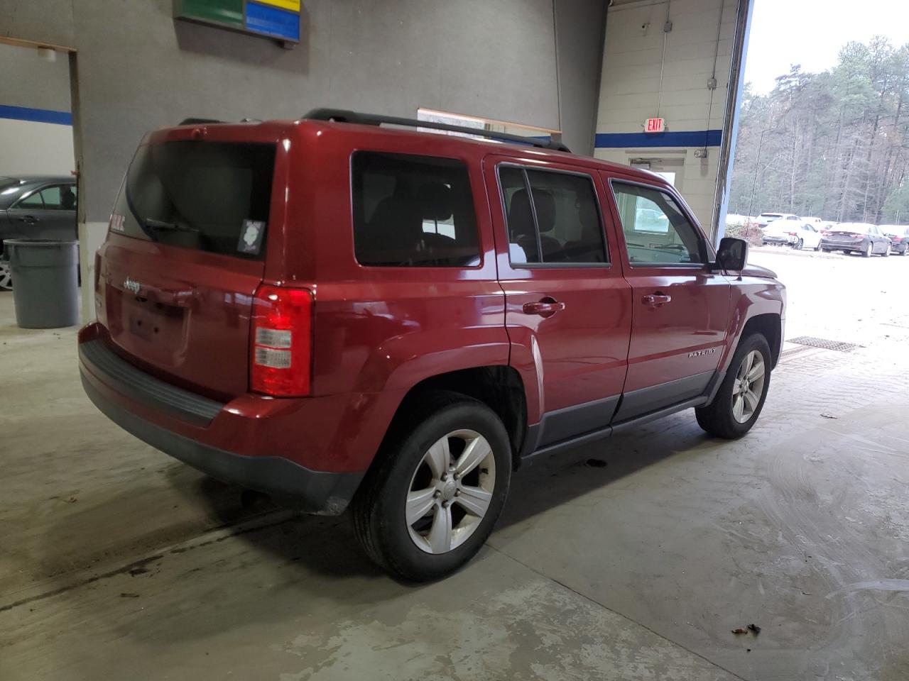 VIN 1C4NJRBB9ED910753 2014 JEEP PATRIOT no.3