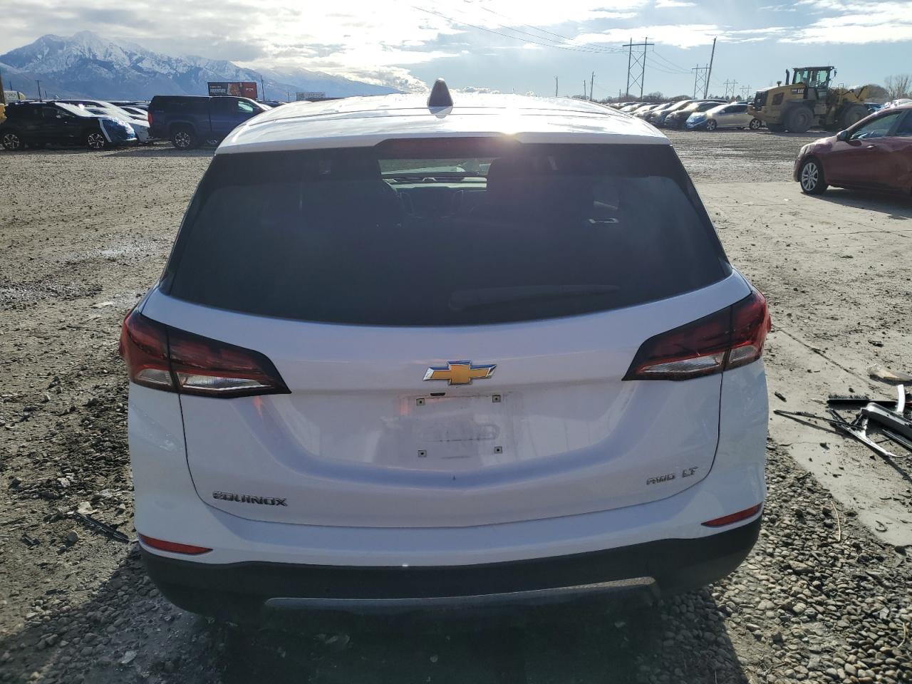 2022 Chevrolet Equinox - Image 6