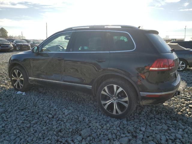  VOLKSWAGEN TOUAREG 2017 Черный