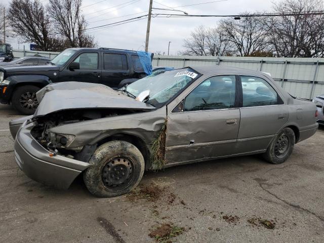 1999 Toyota Camry Ce للبيع في Moraine، OH - Rollover