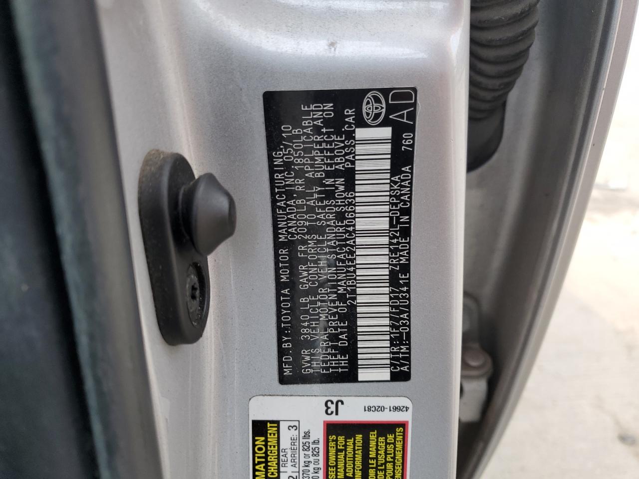 2010 Toyota Corolla - Image 12