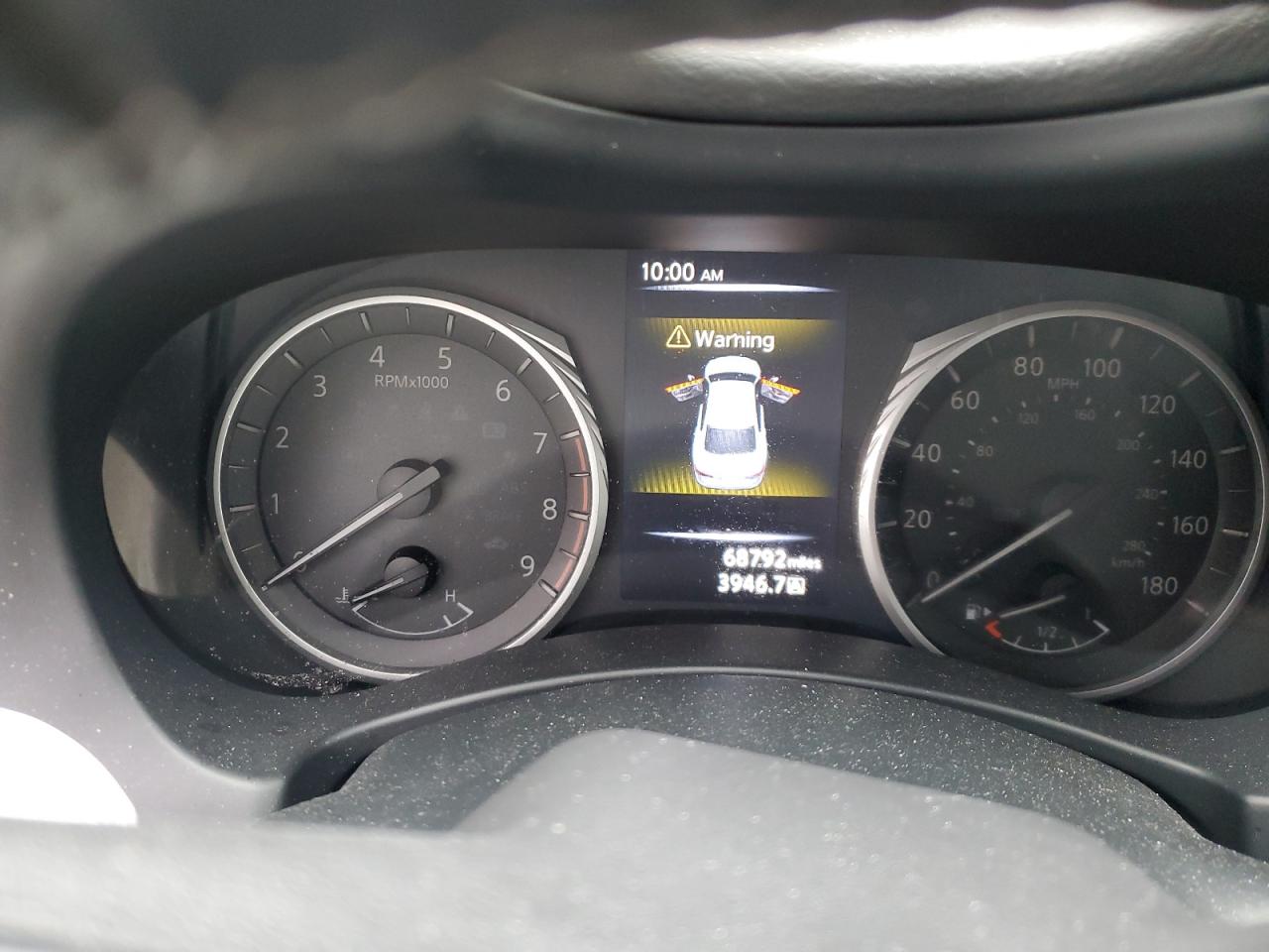 2018 Infiniti Q50 - Image 9