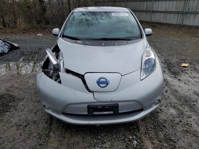  NISSAN LEAF 2013 Srebrny