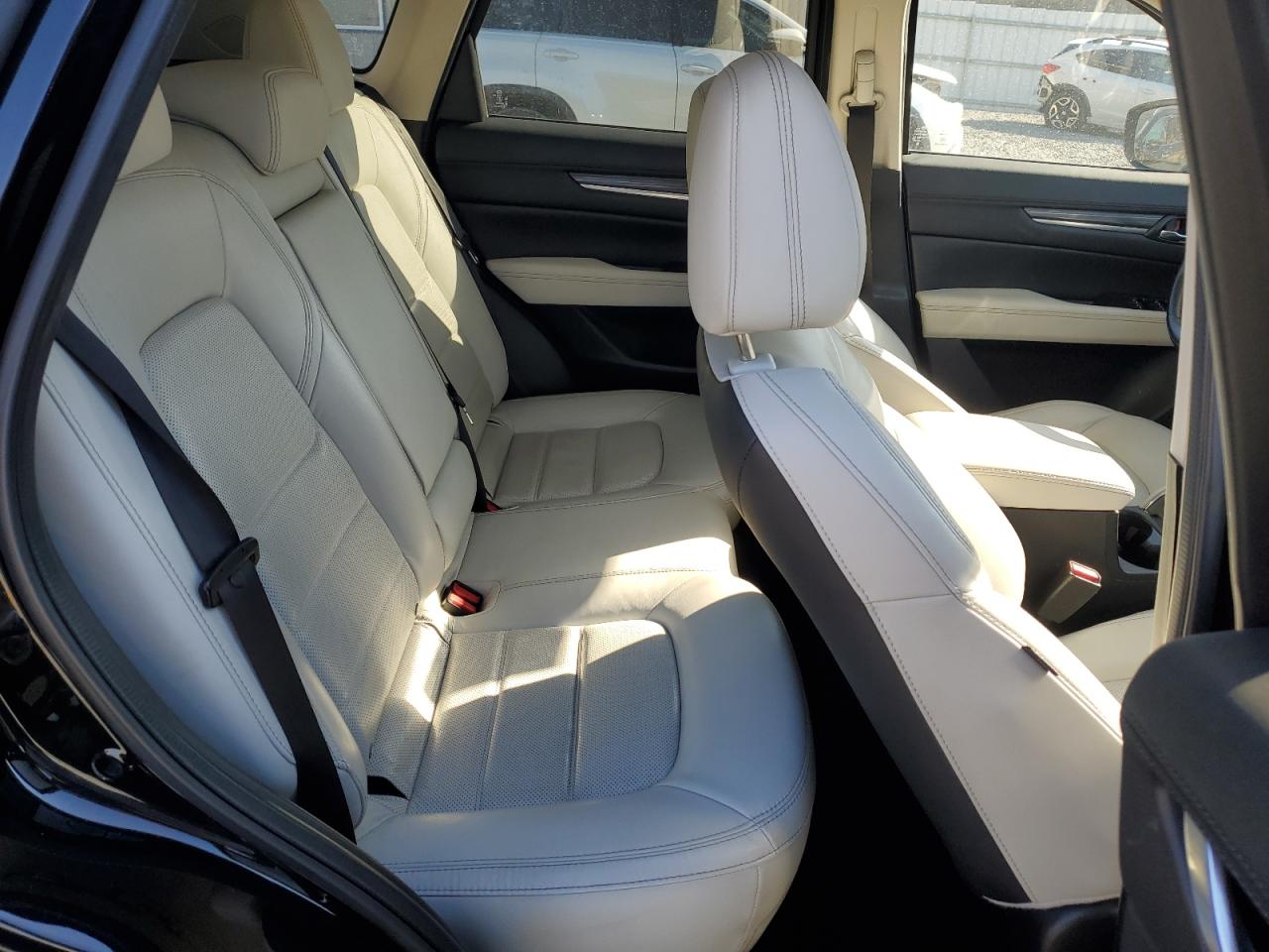 2021 Mazda CX-5 - Image 11