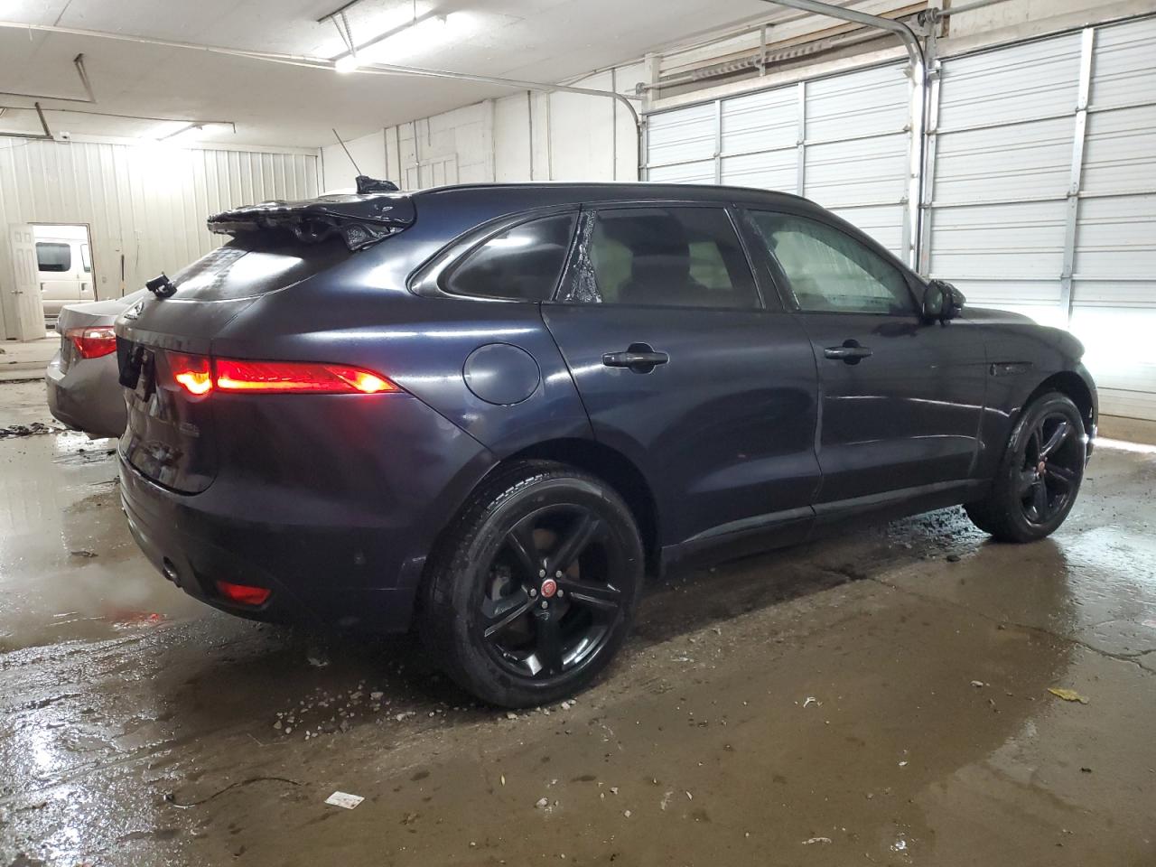 2018 Jaguar F-Pace - Image 3