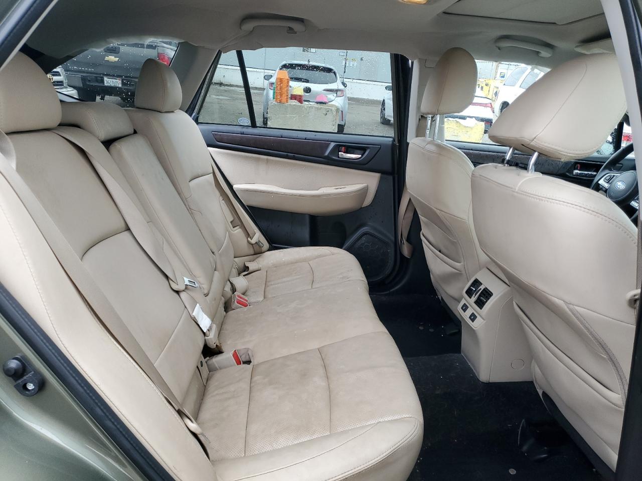 2017 Subaru Outback - Image 11