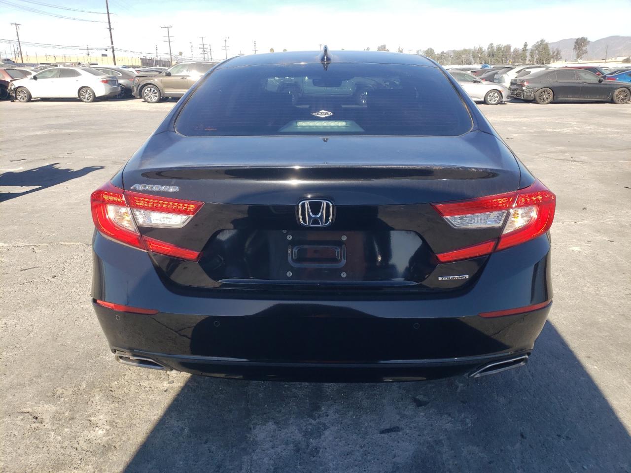 VIN 1HGCV1F97JA120658 2018 HONDA ACCORD no.6