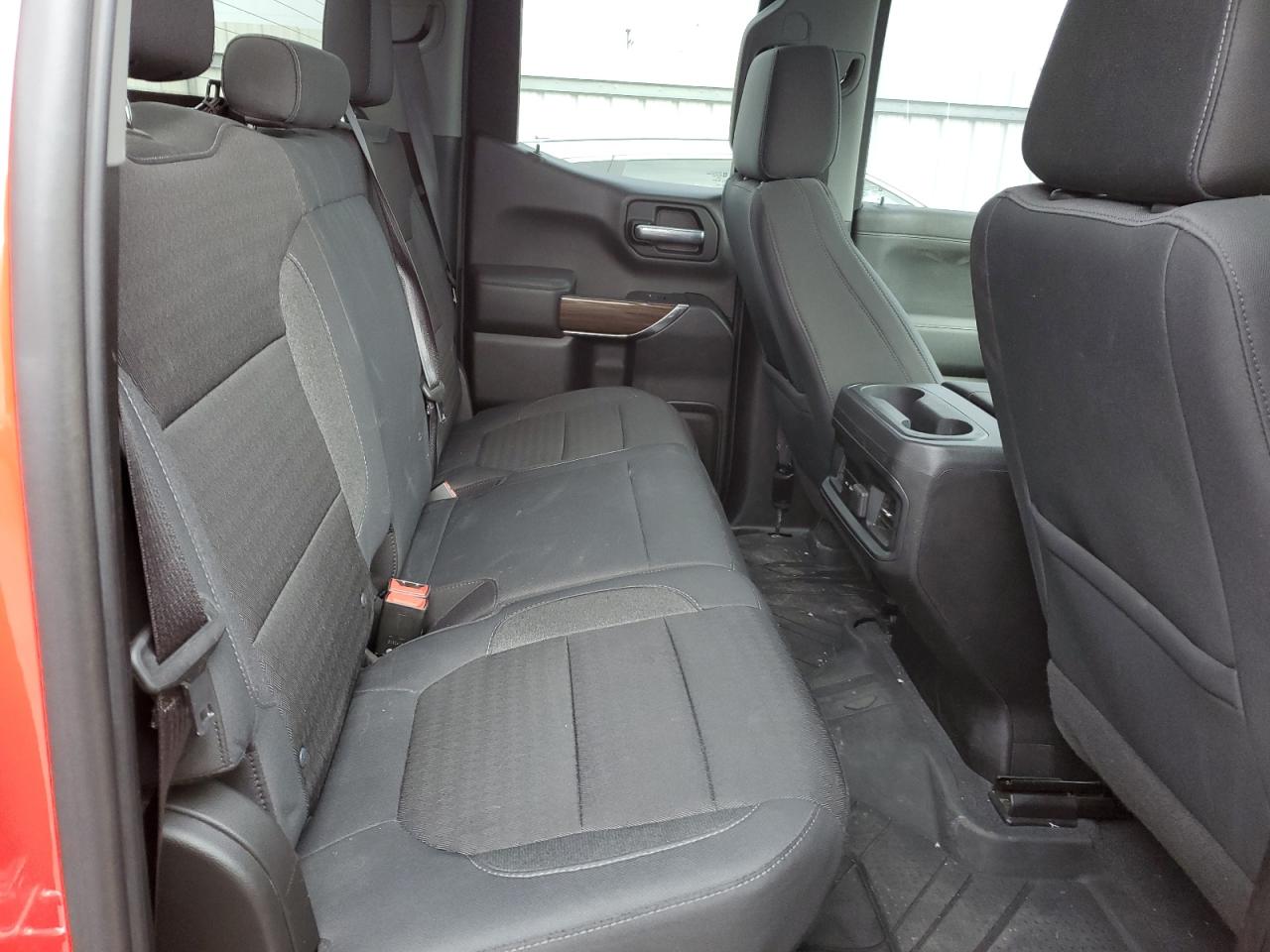 2019 Chevrolet Silverado - Image 10