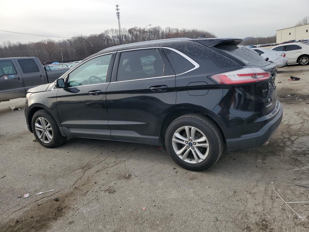 2020 Ford Edge - Image 2