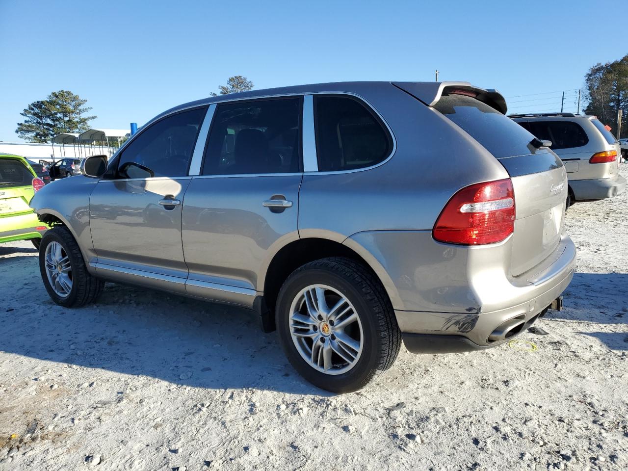 2008 Porsche Cayenne - Image 2