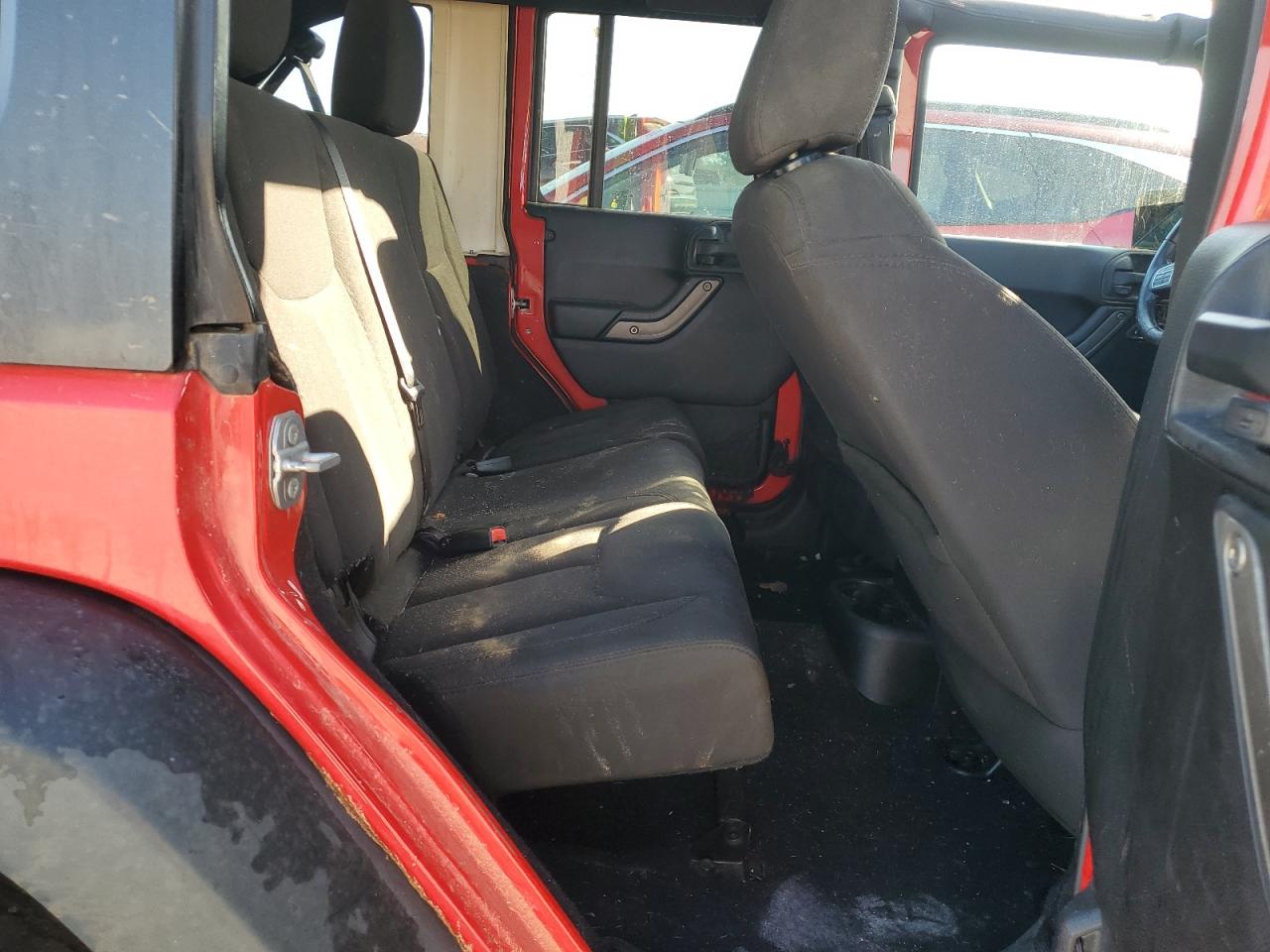 2015 Jeep Wrangler - Image 10
