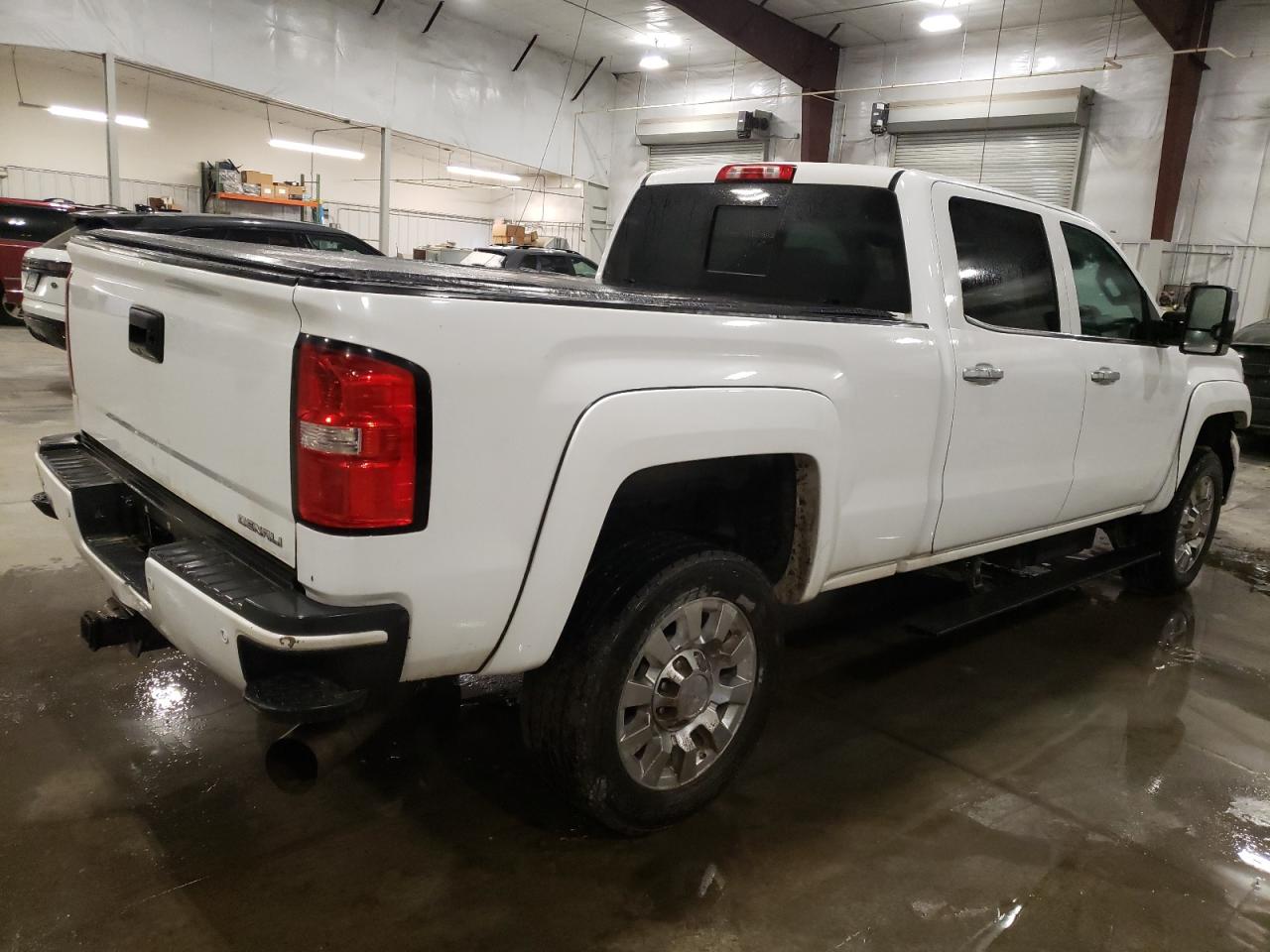 2015 GMC Sierra - Image 3