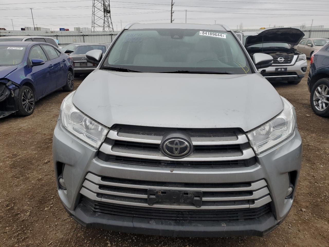 2017 Toyota Highlander - Image 5