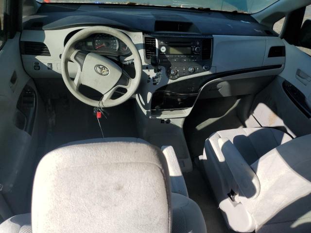 2013 TOYOTA SIENNA 