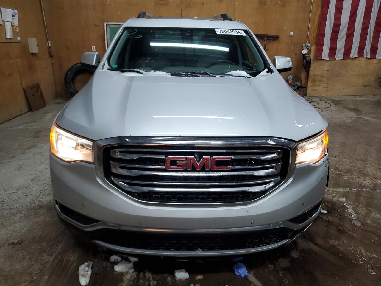 2017 GMC Acadia - Image 5