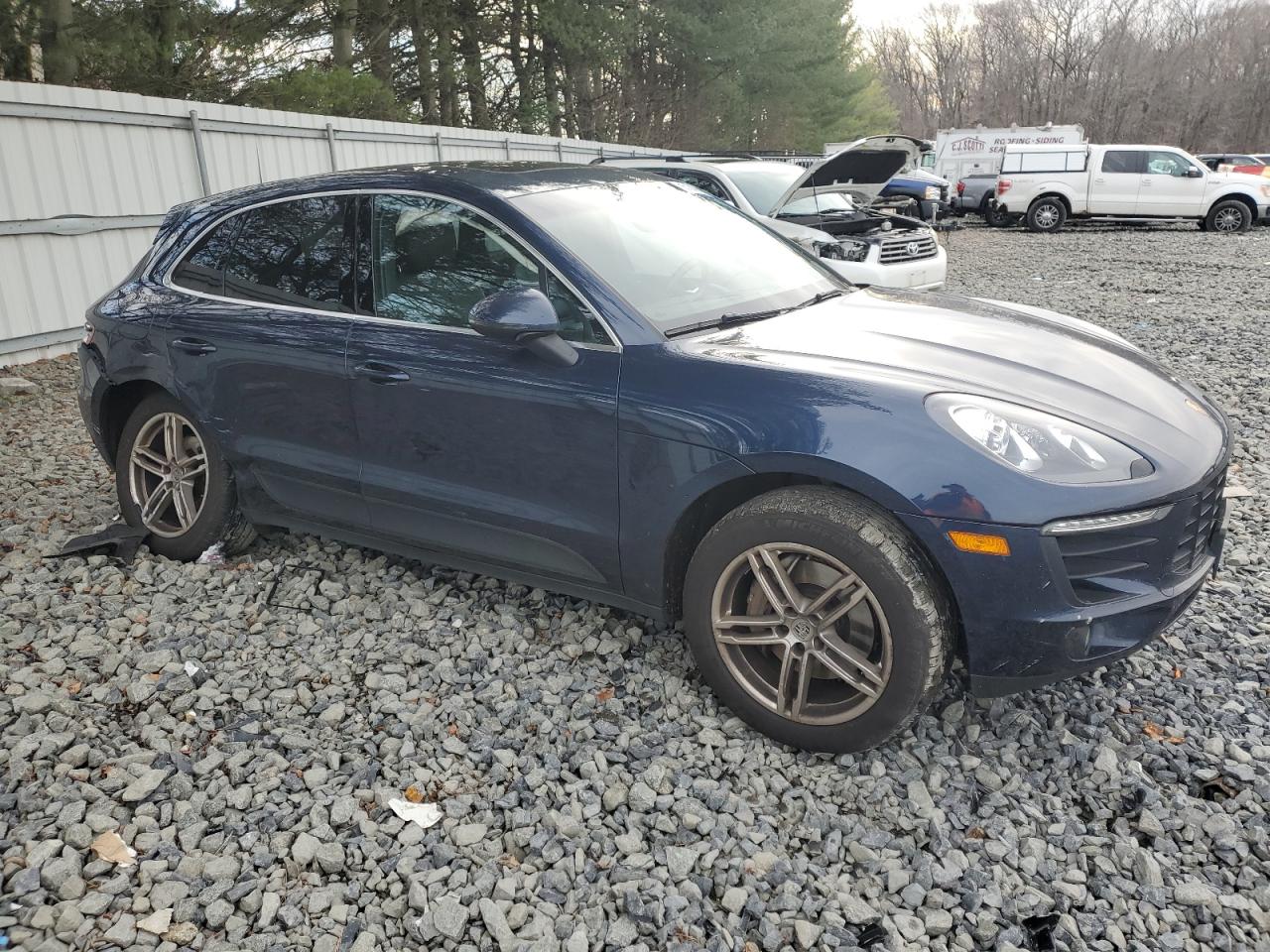 VIN WP1AB2A58FLB64722 2015 PORSCHE MACAN no.4