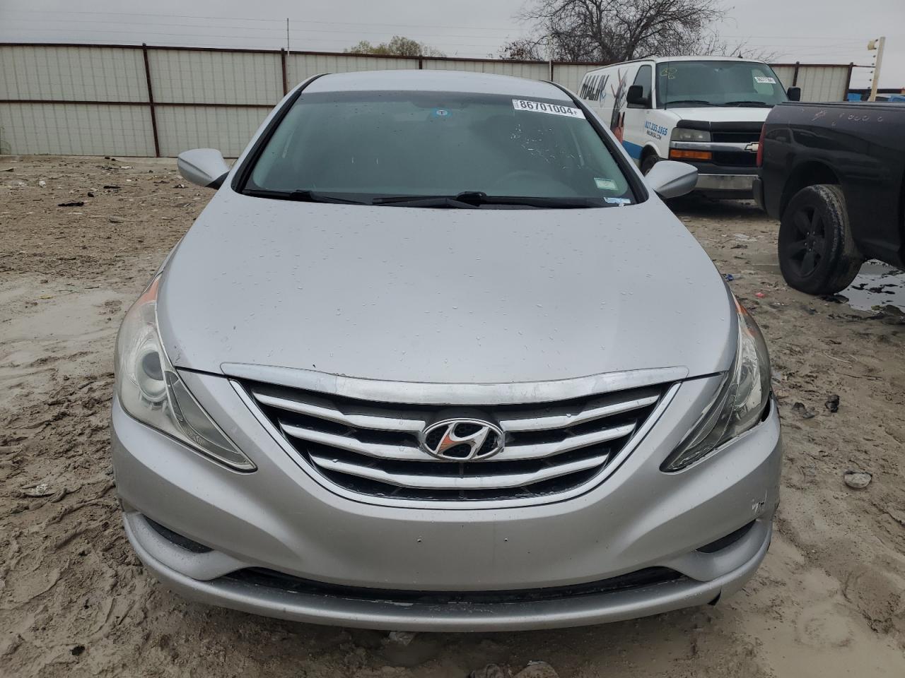 2012 Hyundai Sonata - Image 5