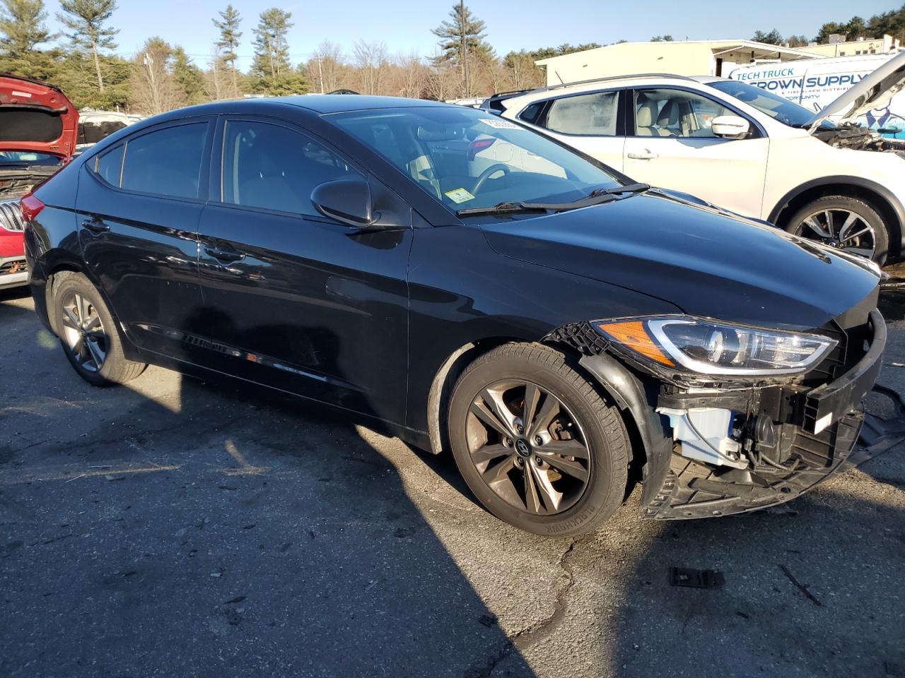 2018 Hyundai Elantra - Image 4