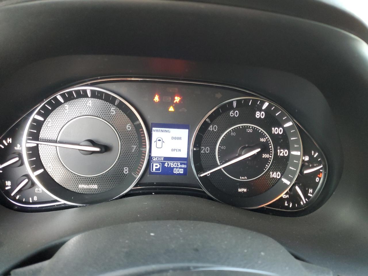 2018 Nissan Armada - Image 9