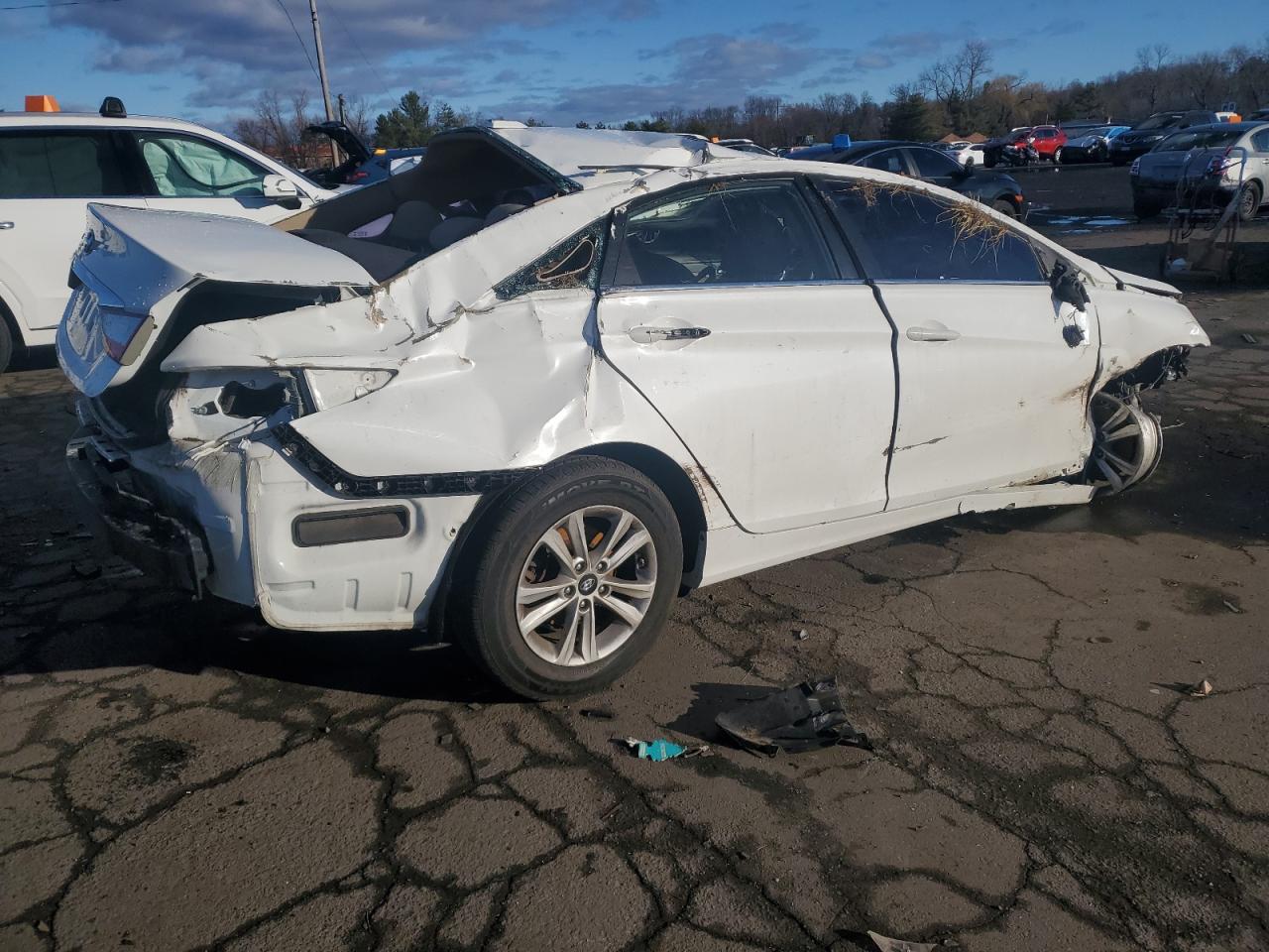 2013 Hyundai Sonata - Image 3