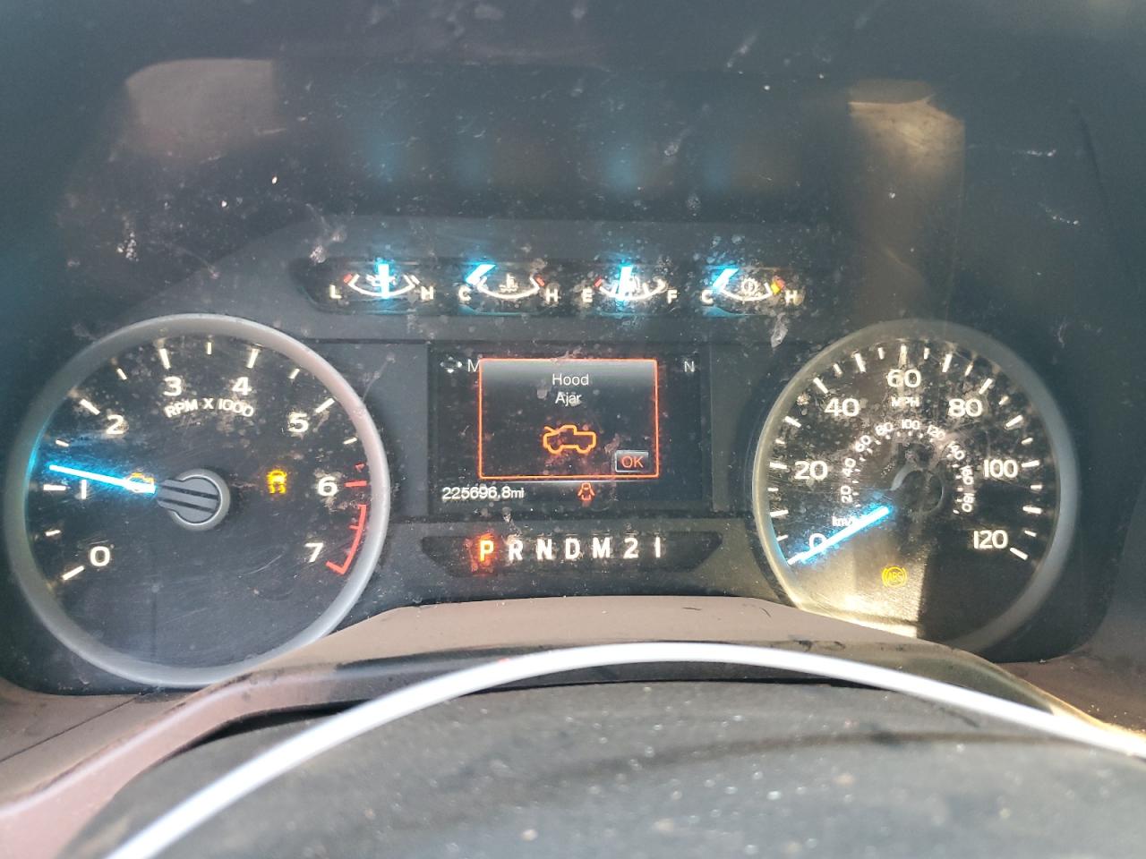 2016 Ford F-150 - Image 9