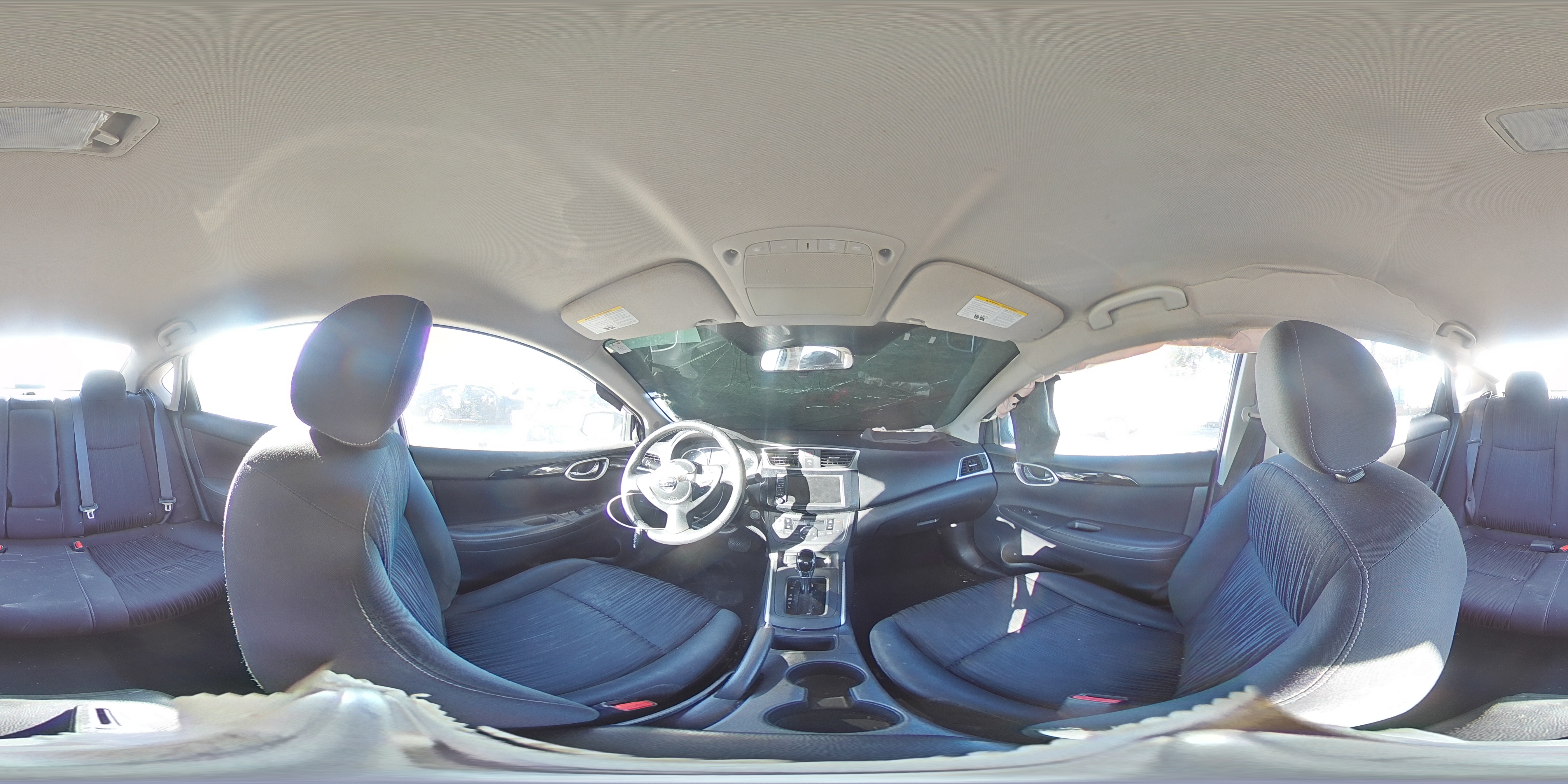 2019 Nissan Sentra - Image 13