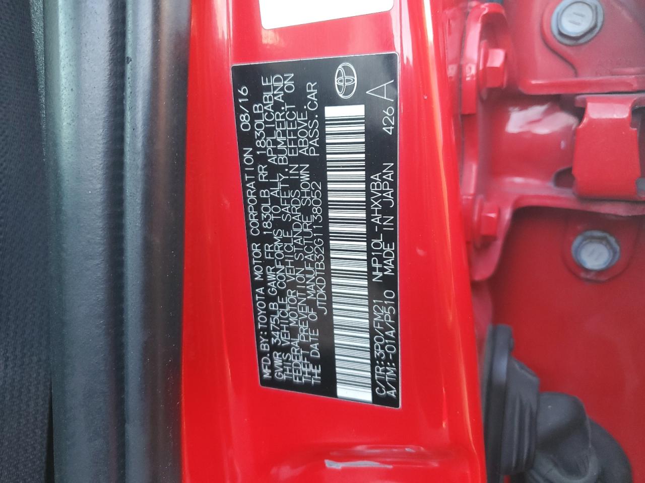 VIN JTDKDTB32G1138052 2016 TOYOTA PRIUS no.12