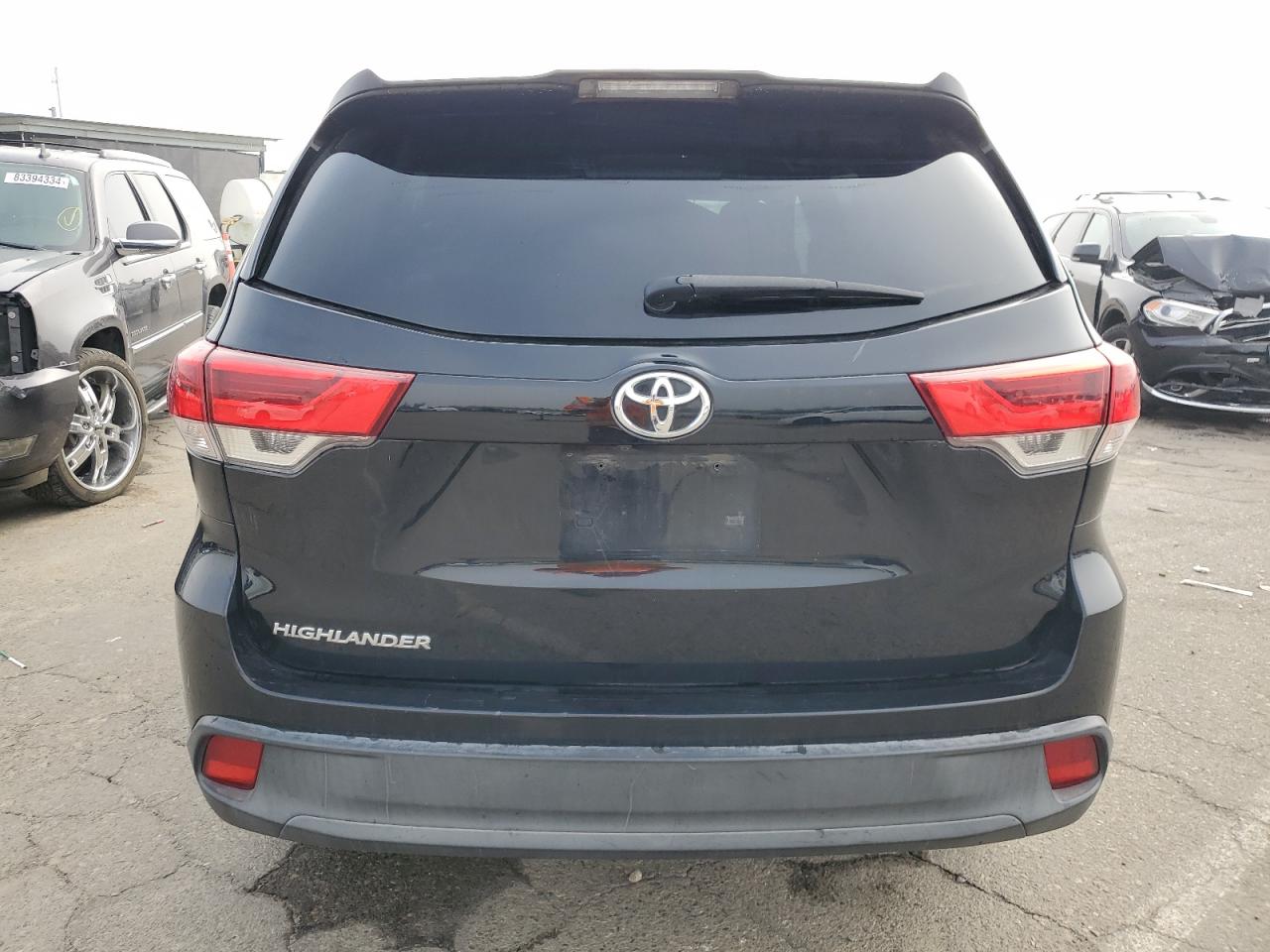 VIN 5TDZARFHXJS034984 2018 TOYOTA HIGHLANDER no.6