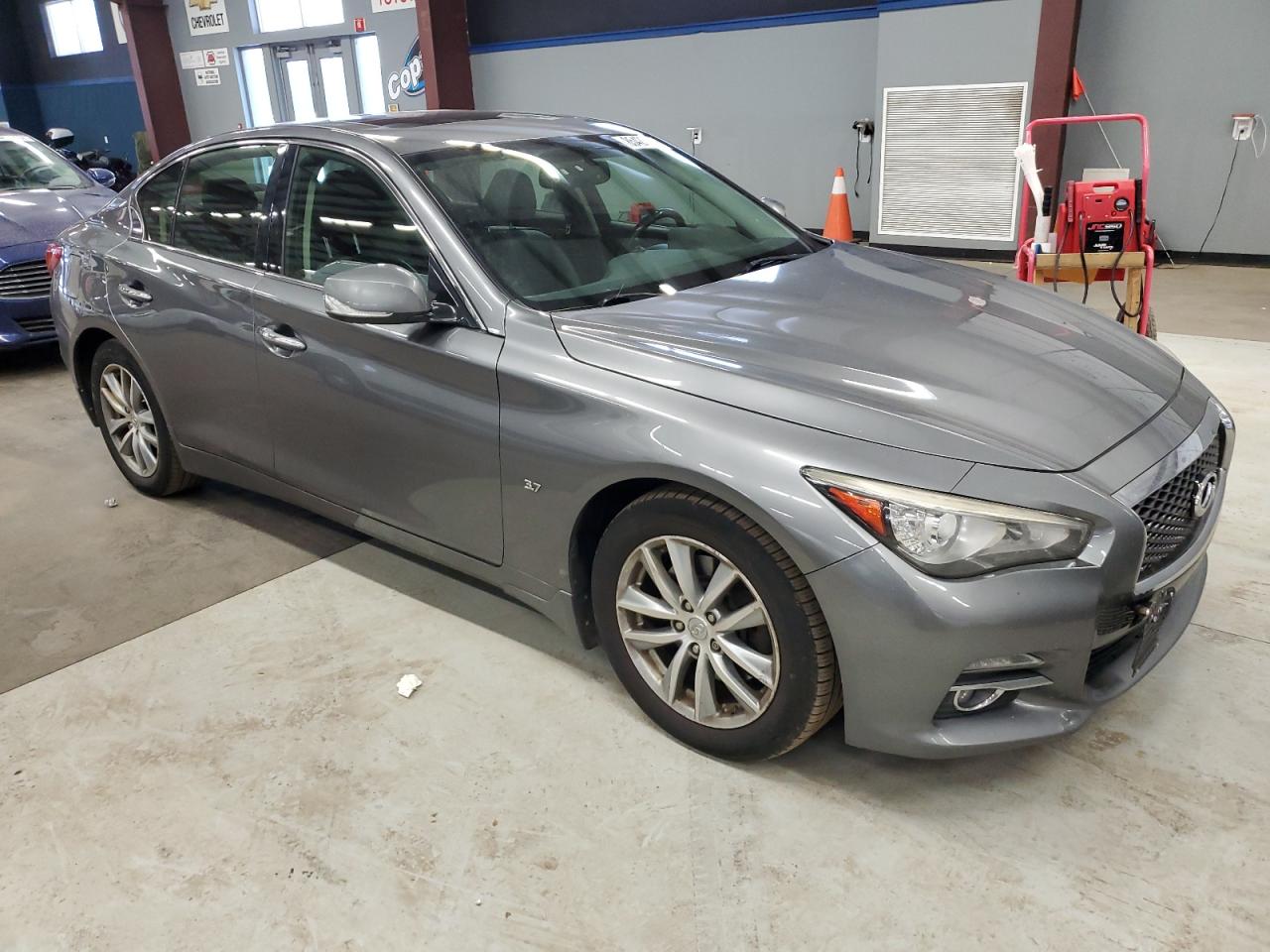 VIN JN1BV7AR9FM410204 2015 INFINITI Q50 no.4