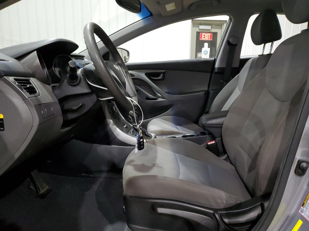 2016 Hyundai Elantra - Image 7