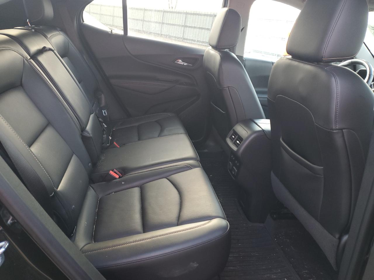 2018 Chevrolet Equinox - Image 11