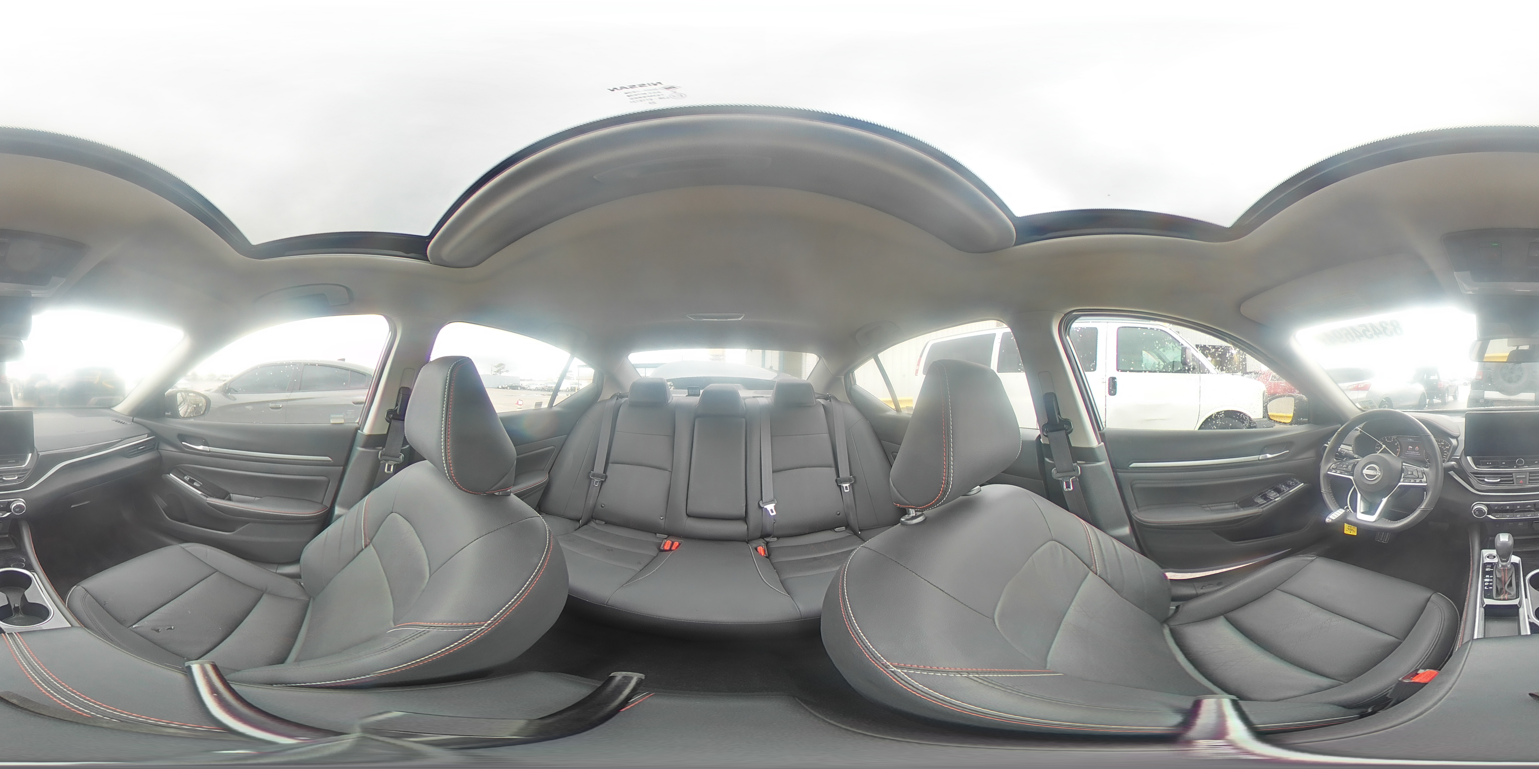 2024 Nissan Altima - Image 14