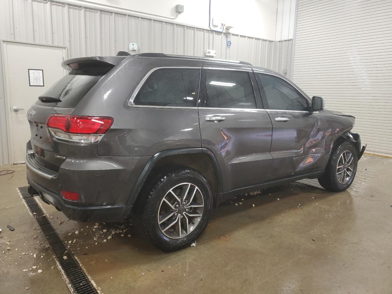2021 Jeep Grand Cherokee - Image 3