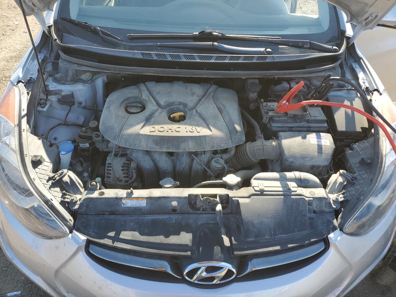 2011 Hyundai Elantra - Image 11
