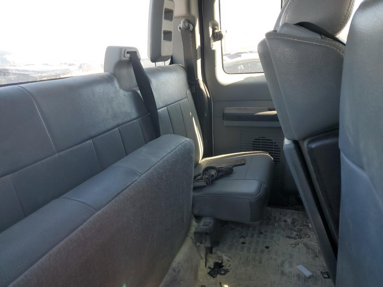 2013 Ford F250 - Image 10