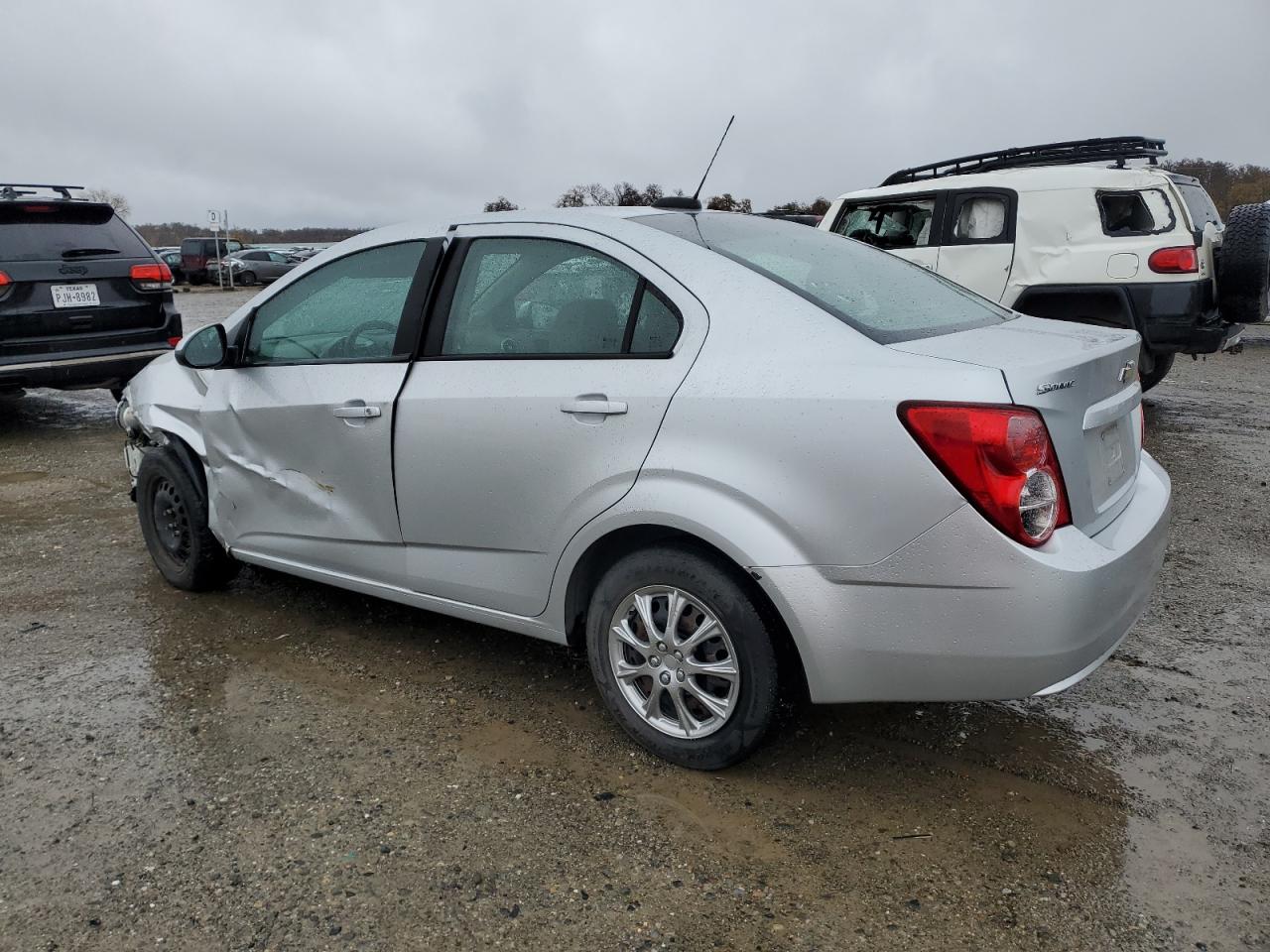 VIN 1G1JA5SG2G4143505 2016 CHEVROLET SONIC no.2