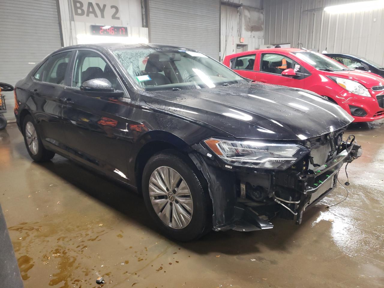 2019 Volkswagen Jetta - Image 4