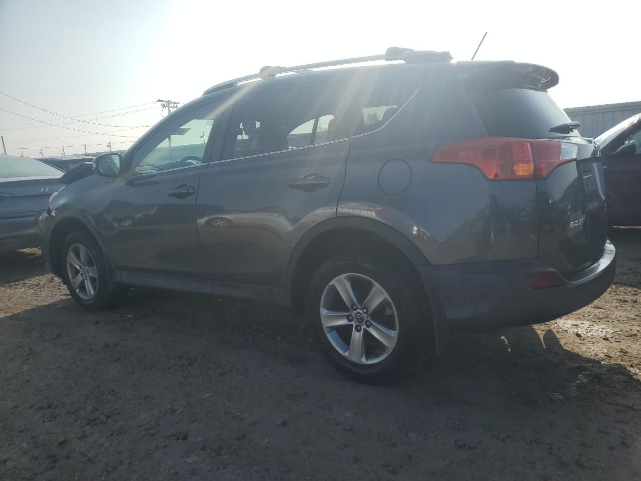 2015 Toyota RAV 4 - Image 2