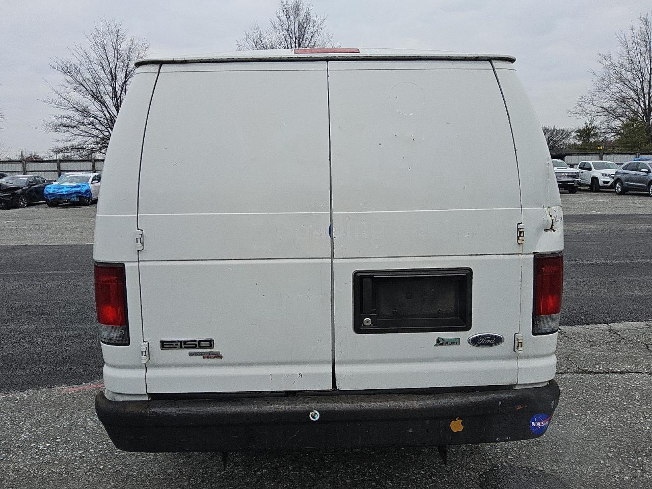 2012 Ford Econoline - Image 6